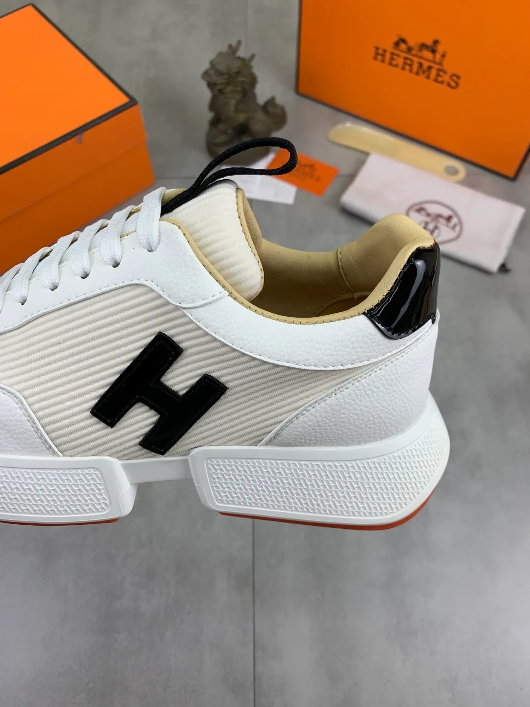 Men's men's shoes P460 new style [HERMES] Hermès - High-end quality original order - Upper: 🔝Nappa calfskin, sewn brand 'H' totem - Inner: water-dyed cowhide - Outsole: ultra-light TPU foam; molded outsole - Ultra-high quality control·Fine workmanship: highlighted (high-end·nobility·grade) -Size: 38-44 (45 can be customized)·